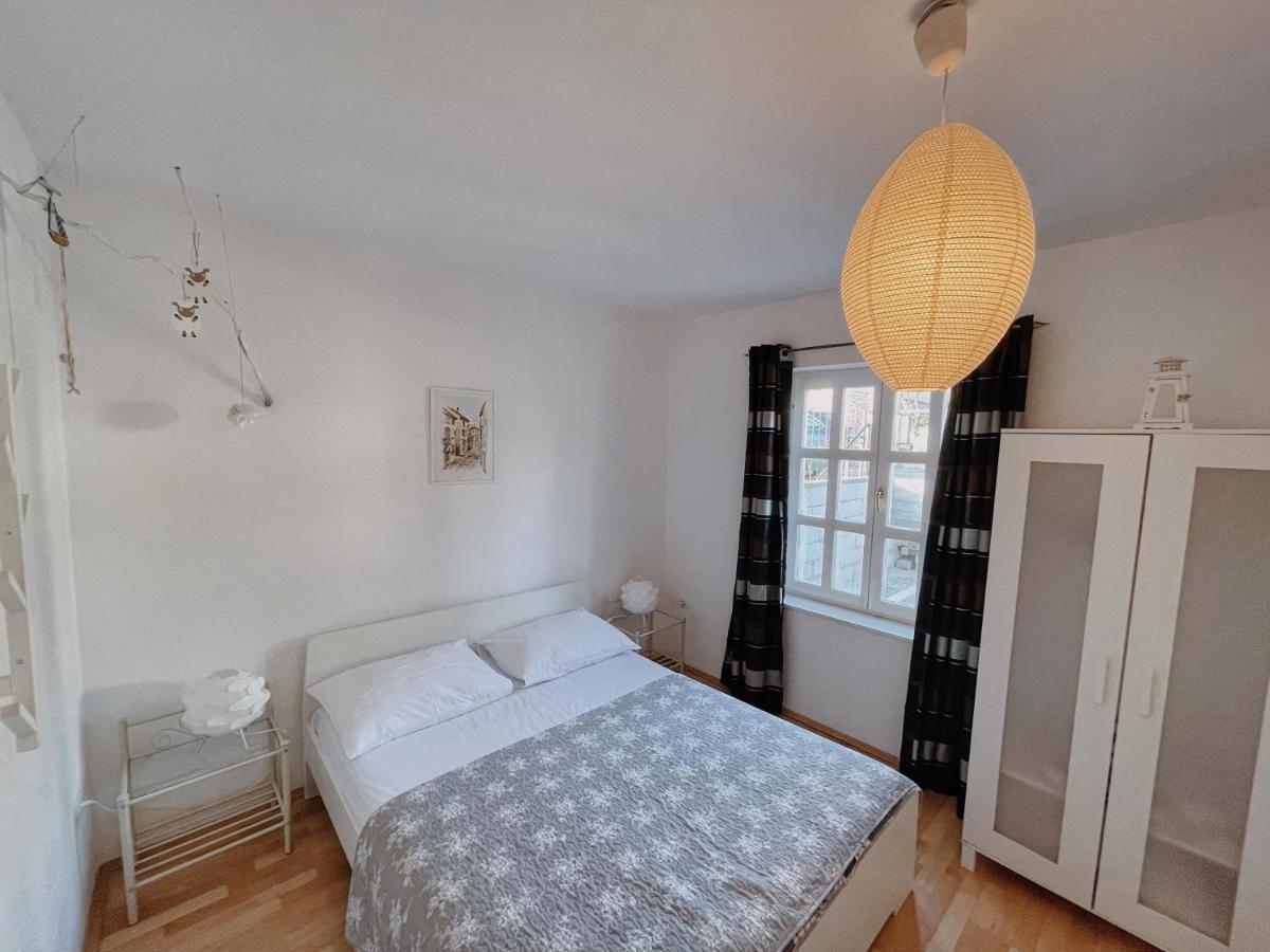 Apartments Zoricic Novi Vinodolski Buitenkant foto