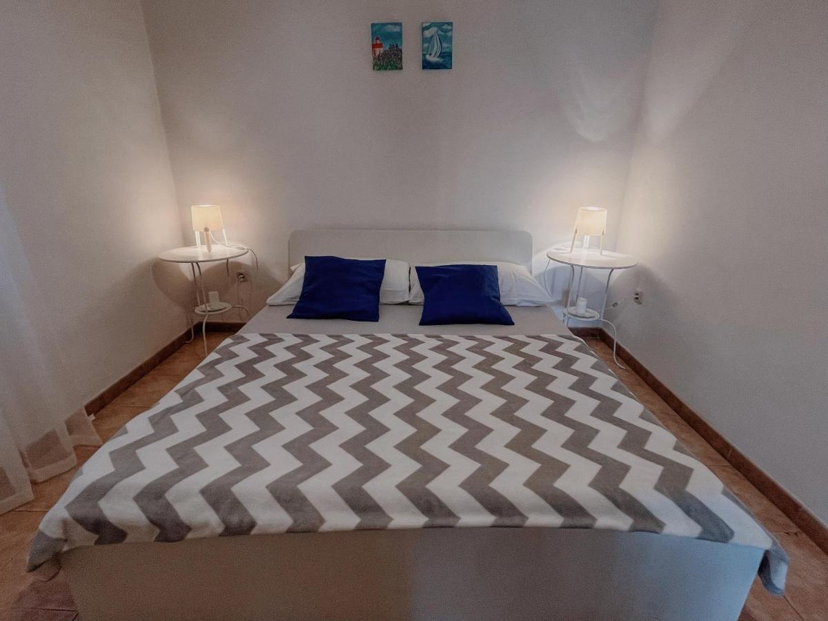 Apartments Zoricic Novi Vinodolski Buitenkant foto