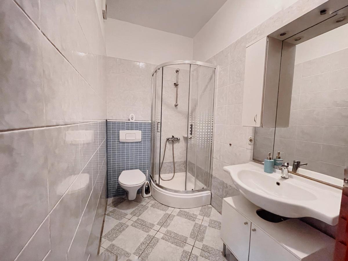 Apartments Zoricic Novi Vinodolski Buitenkant foto