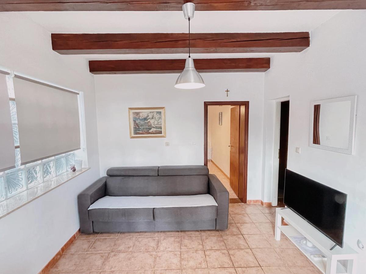 Apartments Zoricic Novi Vinodolski Buitenkant foto
